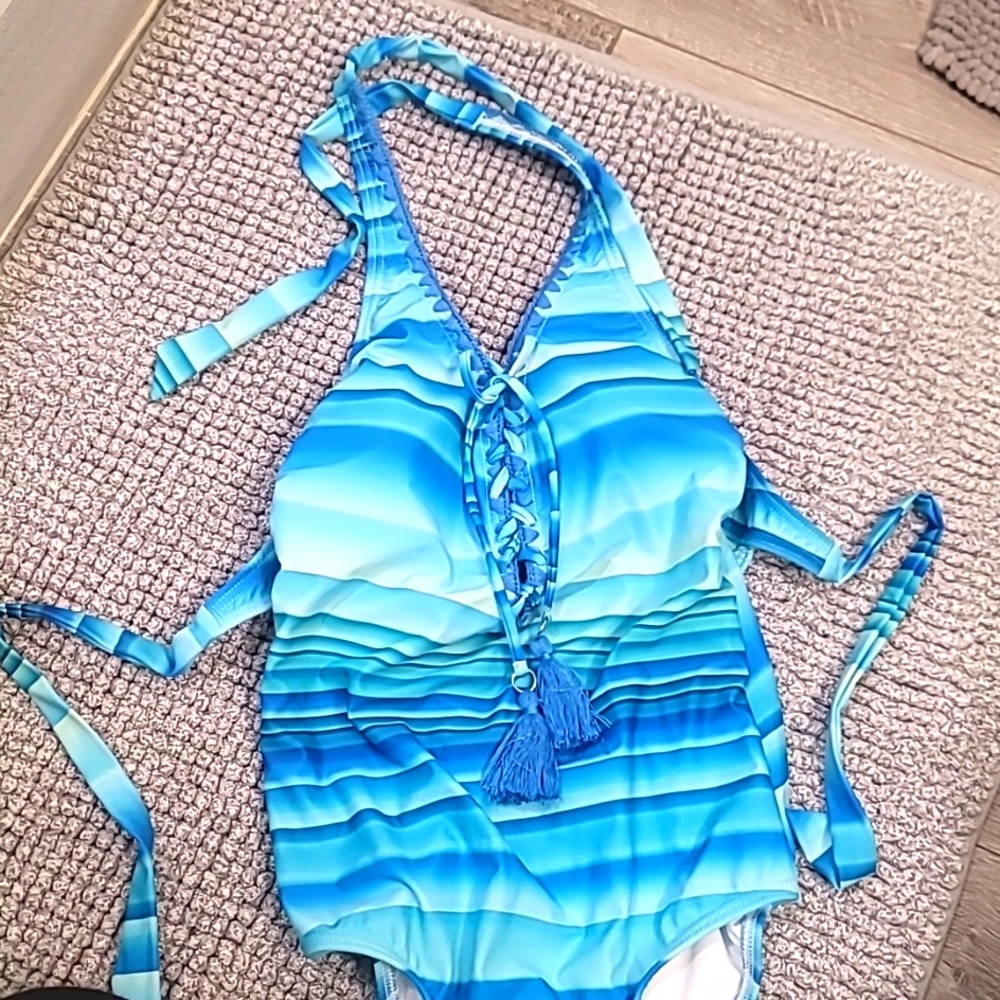Venus 1 piece swimsuit